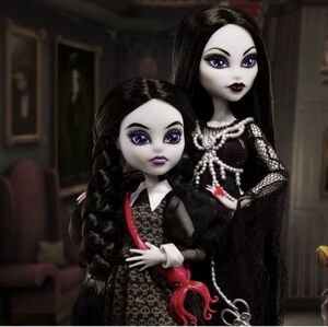 Morticia and Wednesday Addams Skullector doll two-pack
